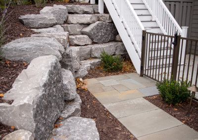 stone retaining wall